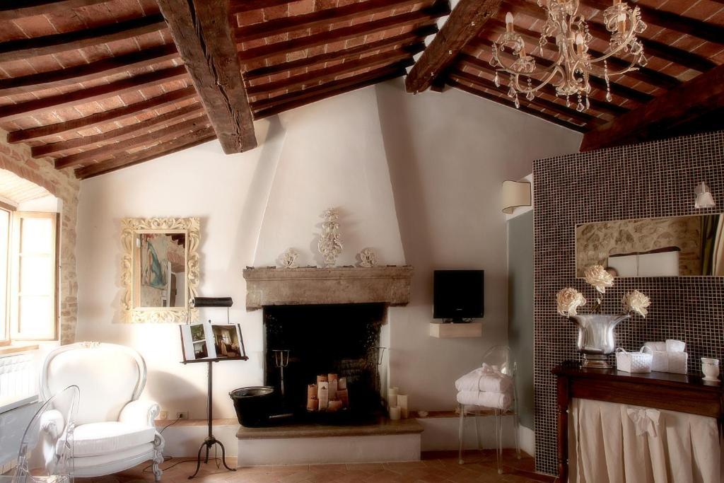 Guest House Il Borgo Di Sempronio Semproniano Quarto foto