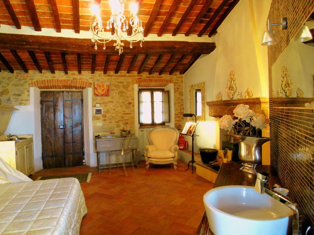 Guest House Il Borgo Di Sempronio Semproniano Quarto foto